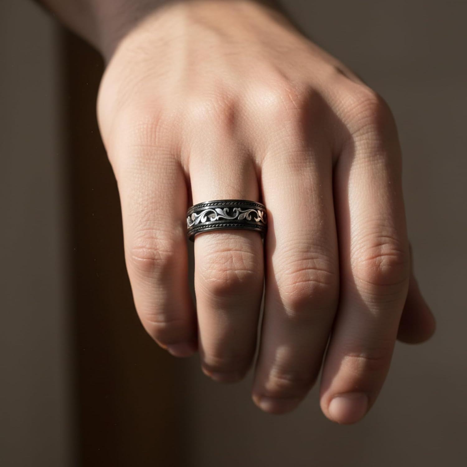 David Black Handmade Floral Band Ring, 925 Sterling Silver Vintage Flower Pattern Ring for Men & Women, Oxidized Boho Filigree Band, Celtic Style Thumb Ring, Romantic Jewelry Gift