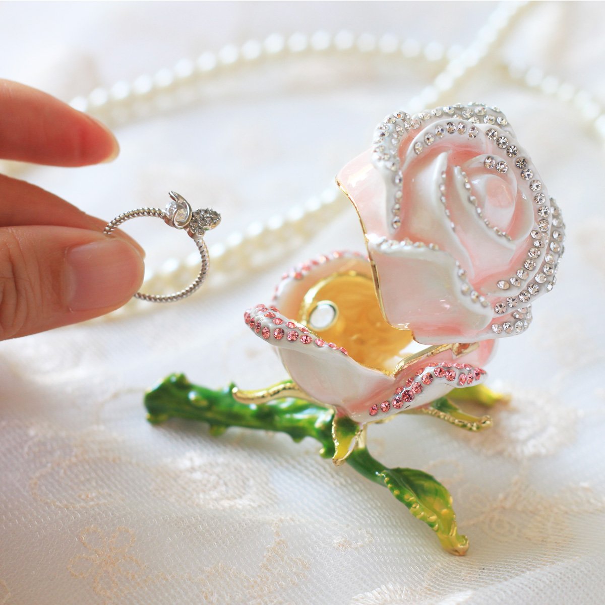 Piearthジュエリーケース　まとめ Amazon.co.jp: [ピィアース] PIEARTH ジュエリーボックス バラA