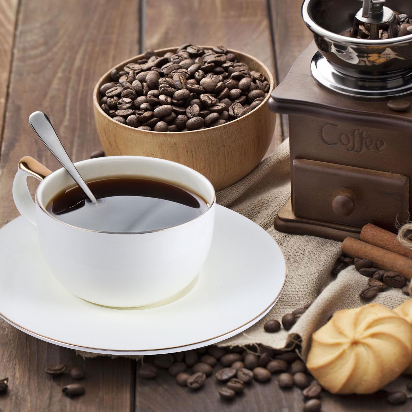 BESPORTBLE Set Tazze Da Caffè e Piattini in Porcellana Elegante 101-200 Ml, Tazzine Da Tè in Ceramica Con Piattino Protettivo Per Casa, Ufficio e Bar, Lavabili in Lavastoviglie