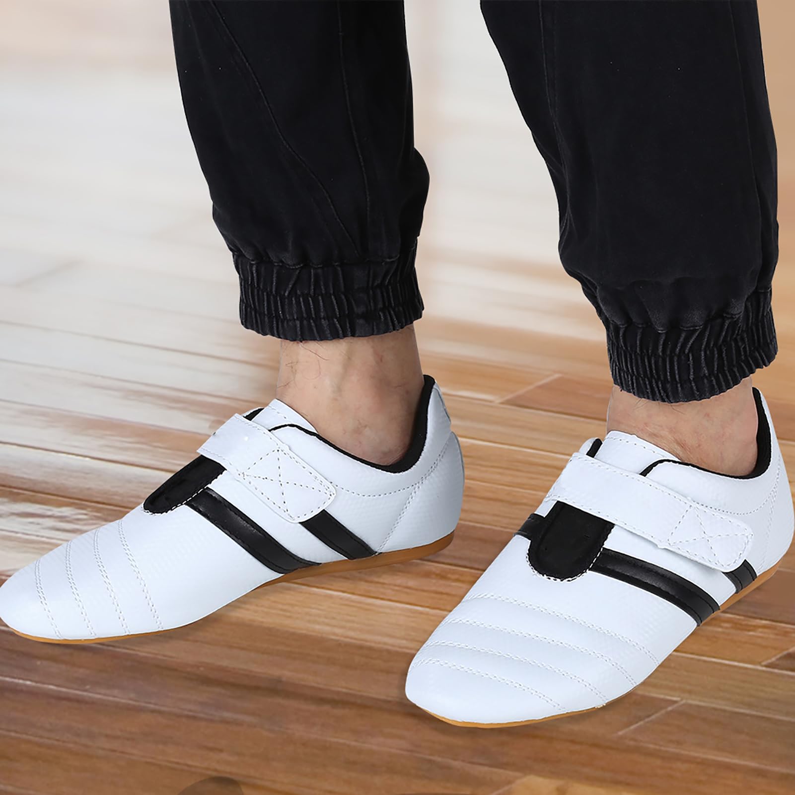 Taekwondo Sport Boxing Kung Fu Taichi Leichte Schuhe innovatives älteres atmungsaktives Material Oxford Gummi -Sohlen weiß 20 Größen Erwachsene Kinder Männer Frauen Frauen
