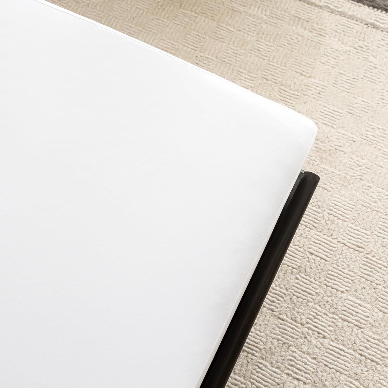 MLILY Mattress Protector Full Size, Smooth Soft Waterproof Mattress Cover, Breathable & Machine Washable, Fitted with Various Mattress Sizes