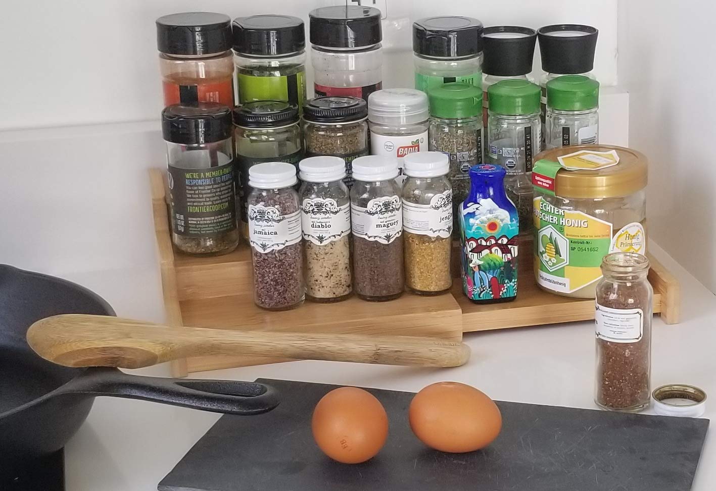 Lustiger Chef Bambusowy drewniany regał na przyprawy, wysuwany, pusty organizer do przechowywania przypraw, stojak na przyprawy na blat roboczy, stół, kuchnia, regulowany, 3 poziomy, regał na zioła