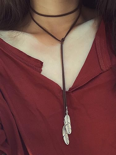 Miniatura 4 de Doubnine Gargantilla de plumas bohemia, versátil, de gamuza vegana, Lariat, gótico, marrón, negro, accesorios para mujer (cordón marrón + pluma de