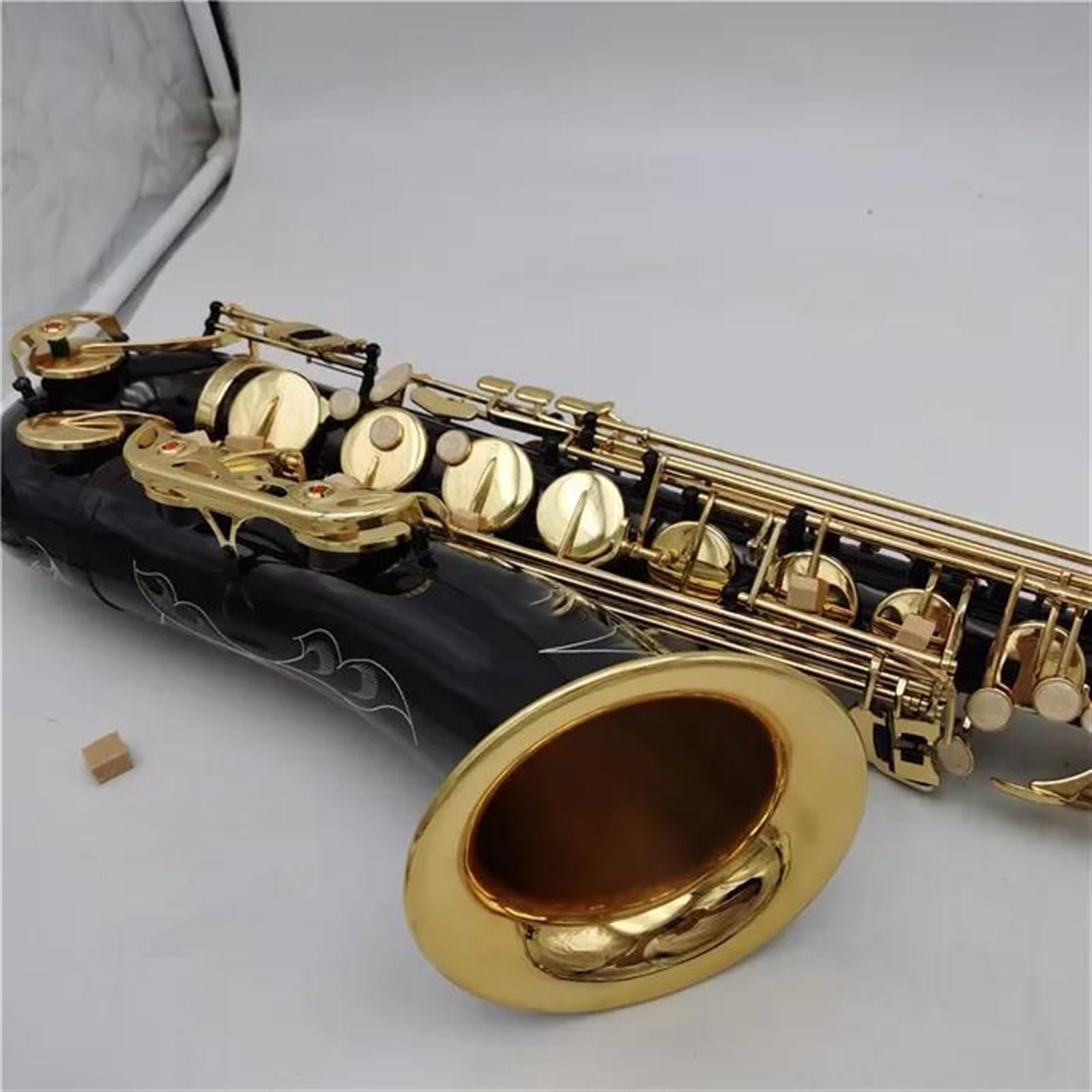 Saksofon Bb Saksofon Tenorowy Złoty Lakier Żółty Mosiężny Instrument Muzyczny Profesjonalny Z Akcesoriami Do Futerału