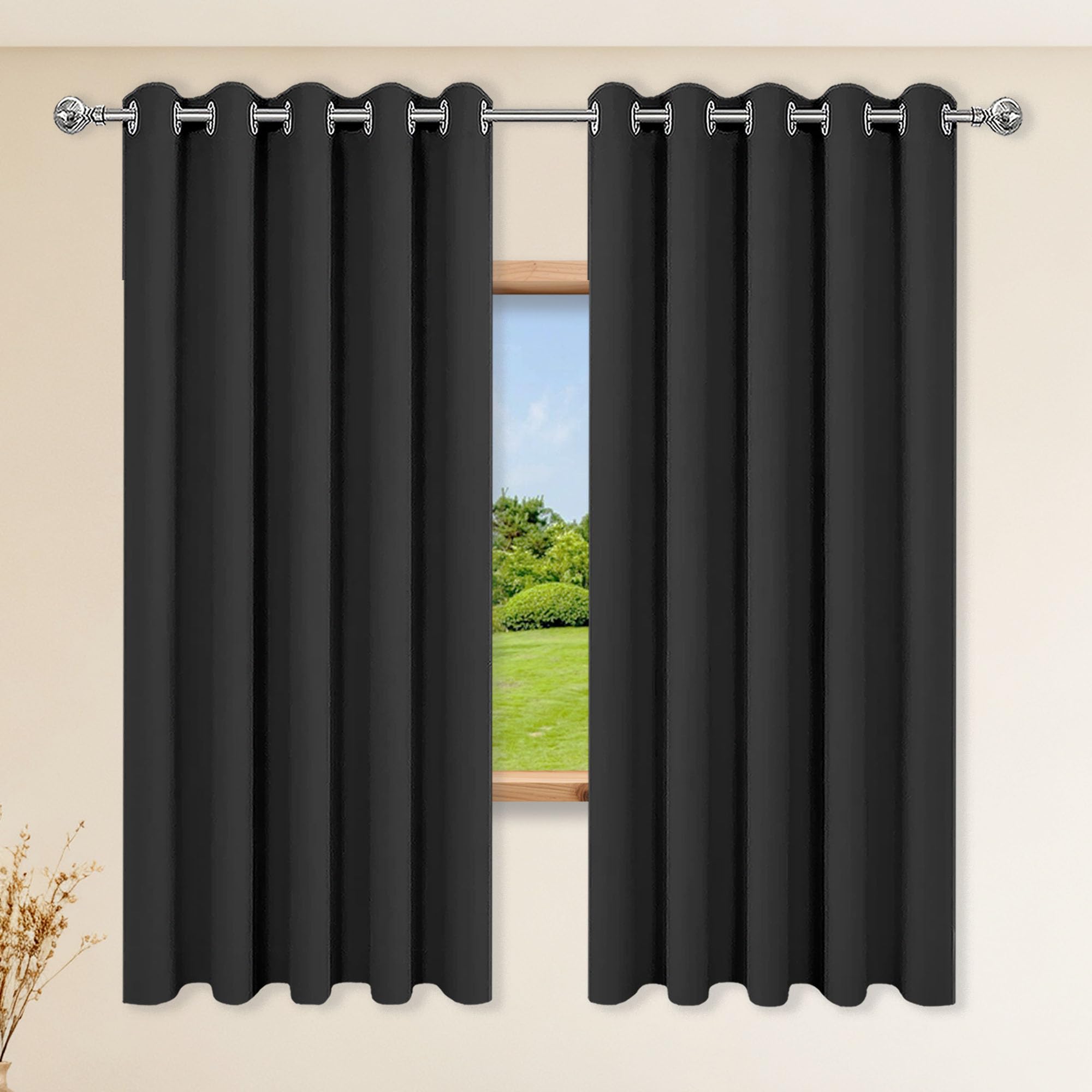Rideaux occultants 500x225 cm noirs à oeillets pour un blocage total de la lumière