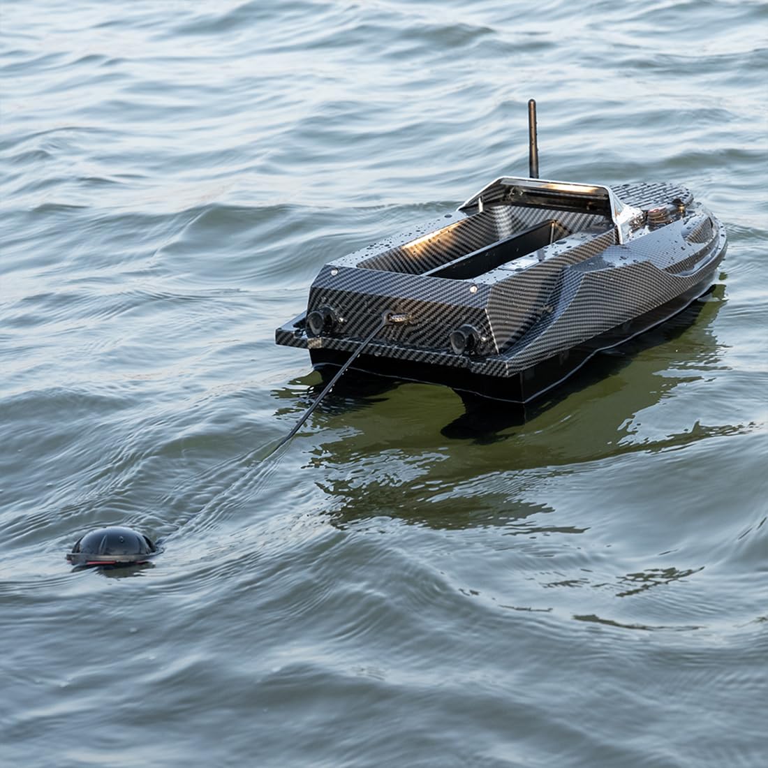 Barco de cebo RC V080 de 12 V y 800 m de alta velocidad con 9 zonas de pesca, 180 puntos de referencia, capacidad de 3 kg, doble tolva y luces LED. Juguetes y regalos para amantes de la pesca y adul