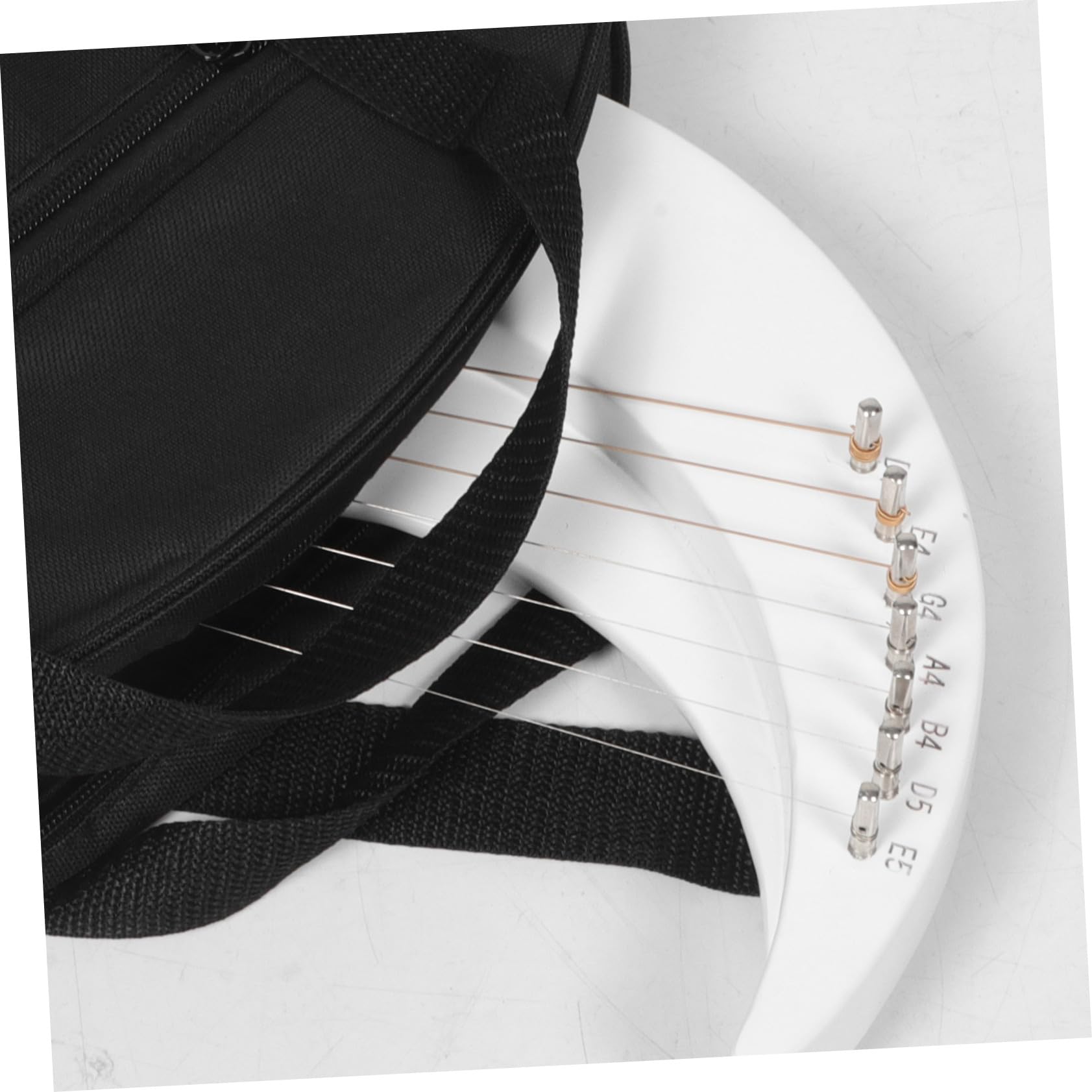 7-Strunowa Strunowa Półksiężycowa Lyra z Drewna z Kluczem Do Strojenia Kompaktowy Instrument Strunowy dla Początkujących i Entuzjastów Muzyki Idealny Do Nauki i Praktyki Domu Oraz