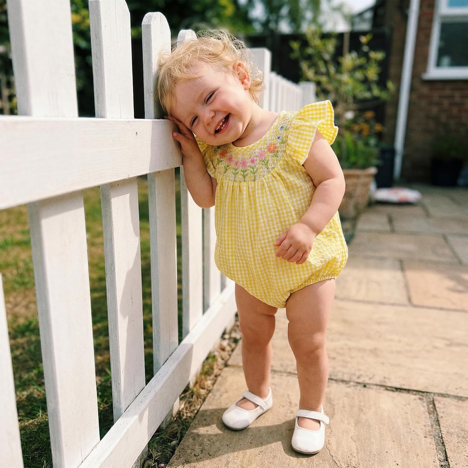 Yuemengxuan Newborn Baby Girl Summer Outfit Floral Embroidery Flying Sleeve Striped Bubble Romper Smocked Onesie