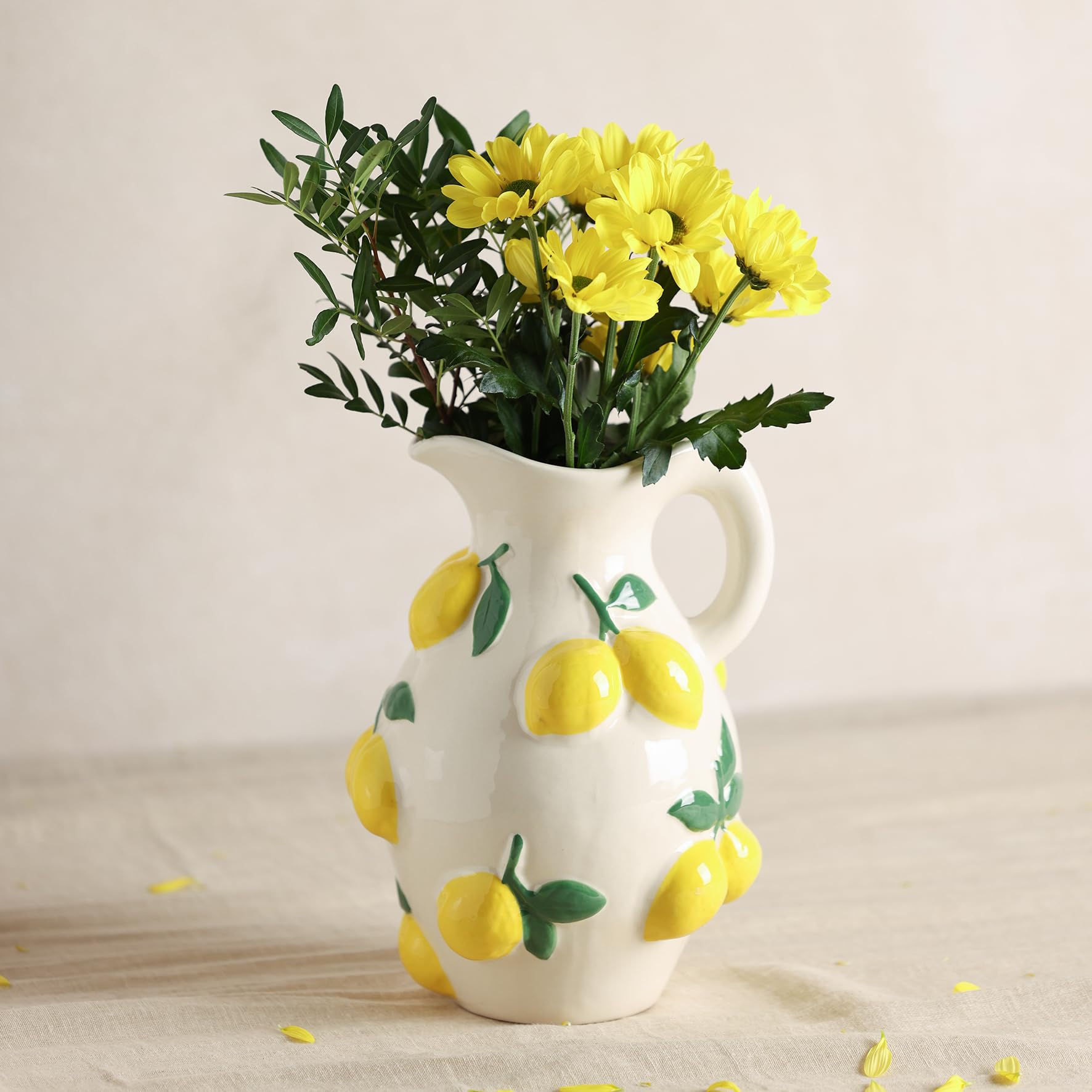 Hestia - Jarra de cerámica blanca con limones - Jarra de estilo mediterráneo pintada a mano de 25 cm | Jarrón decorativo esmaltado para cocina, sala de estar o estante | Acento contemporáneo para el