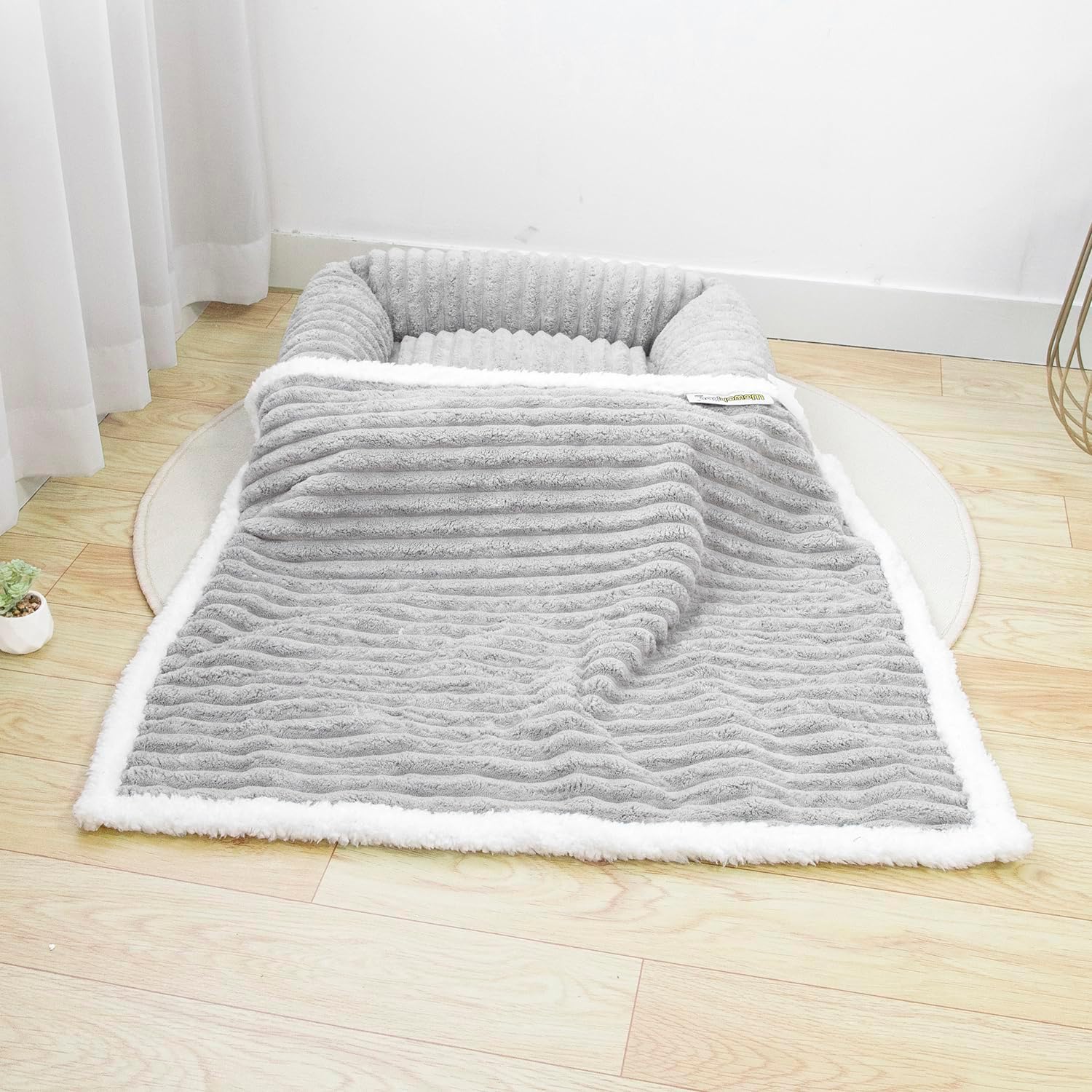Waterproof Pet Blanket Soft Calming Dog Blanket Cozy Calming Sherpa Fleece Blanket Reversible Furniture Protector Cover for Small Medium Large Dogs Cats Machine Washable, Grey 40x50 in