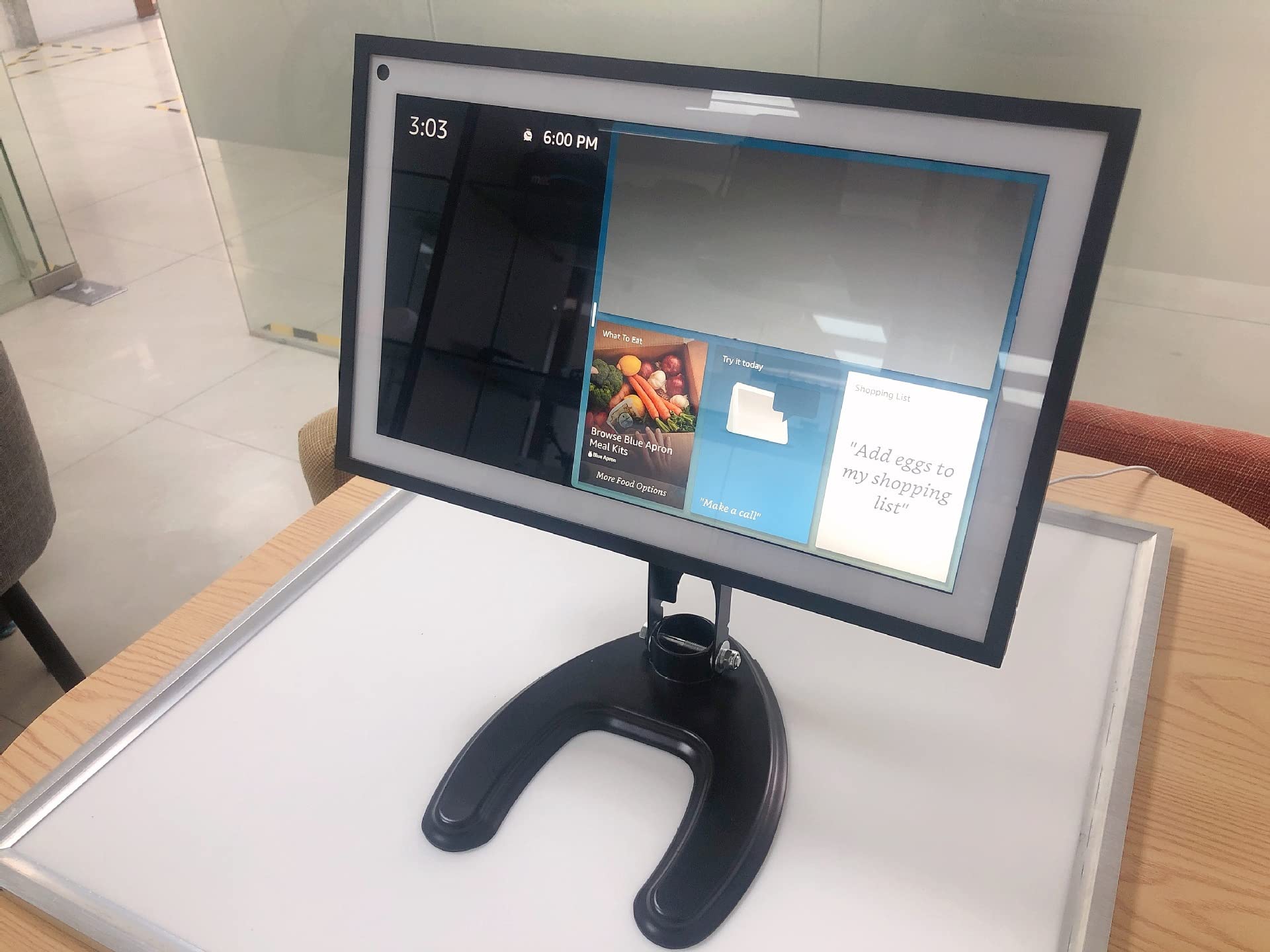 Für Amazon Echo Show 15 Halter 360° verstellbarer Aluminiumlegierung Wandklappbare Teleskopstütze Sie Ihre Echo Show 15 Einfach Nach vorne Oder zurück, um den Blickwinkel zu verbessern (Schwarz) A364