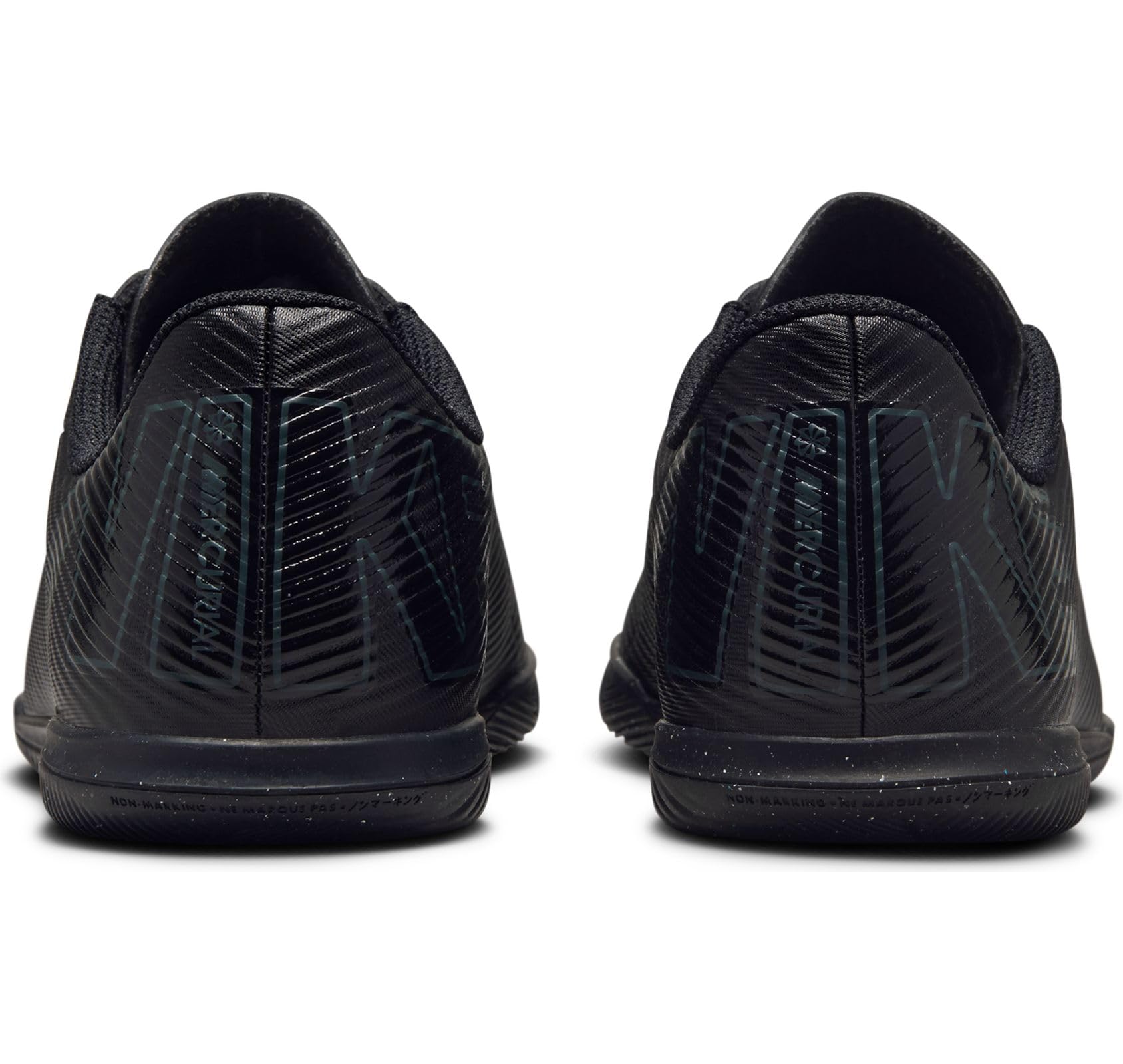 Nike Jr Vapor 16 Club IC Soccer ShoeMixte Enfant
