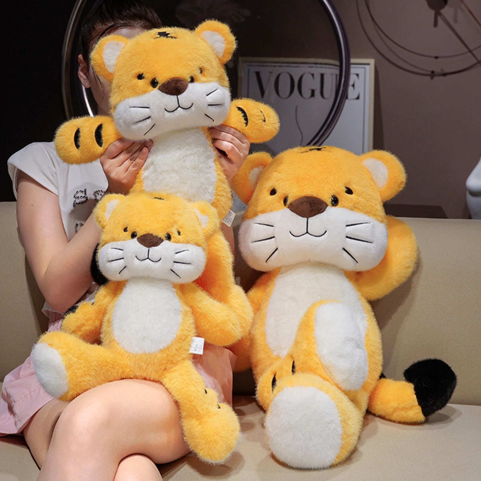 Kuscheltier Tiger,Plüschtier,Weichem Plüschmaterial,Stofftier,Geschenk Kinder,Soft Toy,Plüsch Spielzeug Tiger Plüschtier,Flauschiger Stofftier zum Spielen,Gemütliches Schmusetie (70cm)