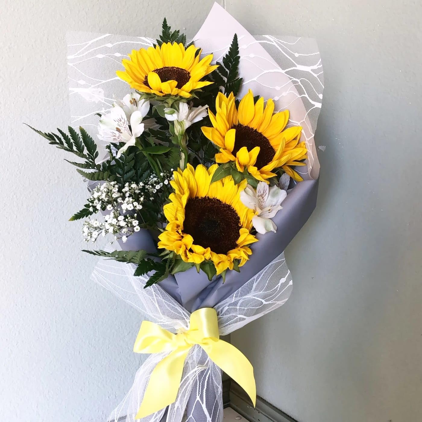 IFG's Bouquet of 3 Yellow Sunflower in a cello packing | Send on Birthday, Anniversary, Mother's Day, Father's Day, Valentine, Retirement | Delivery in 4 hrs-picture-29