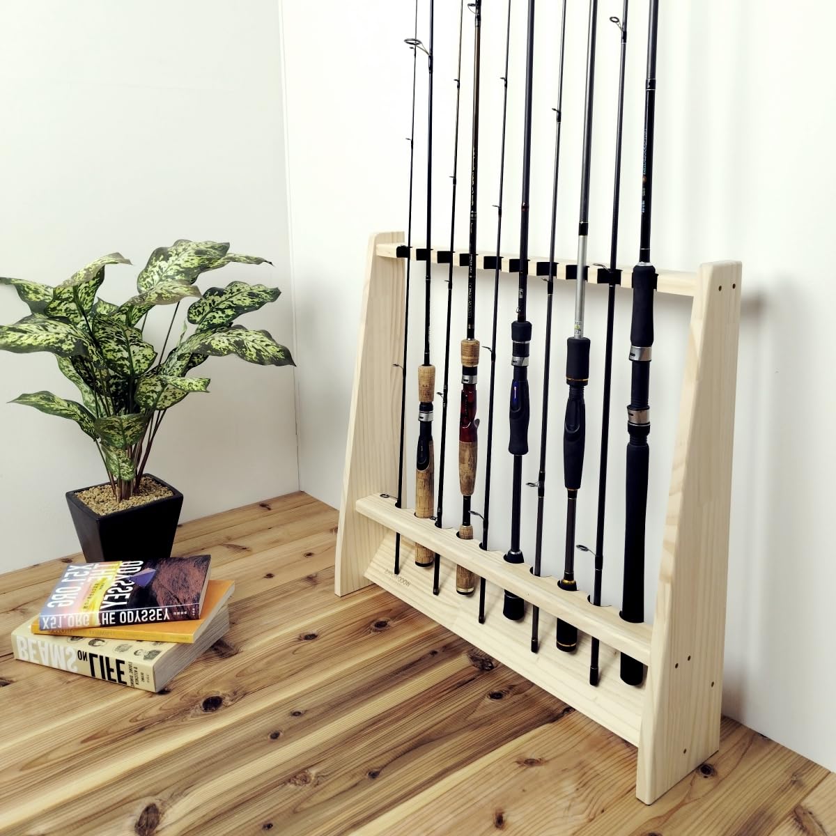 ロッドスタンド 10本 リールスタンド
小物置き　炙り加工　国産ヒノキ製
完成品 Amazon.co.jp: WOOD WORKS 日本製 ロッドスタンド10本掛け+リール