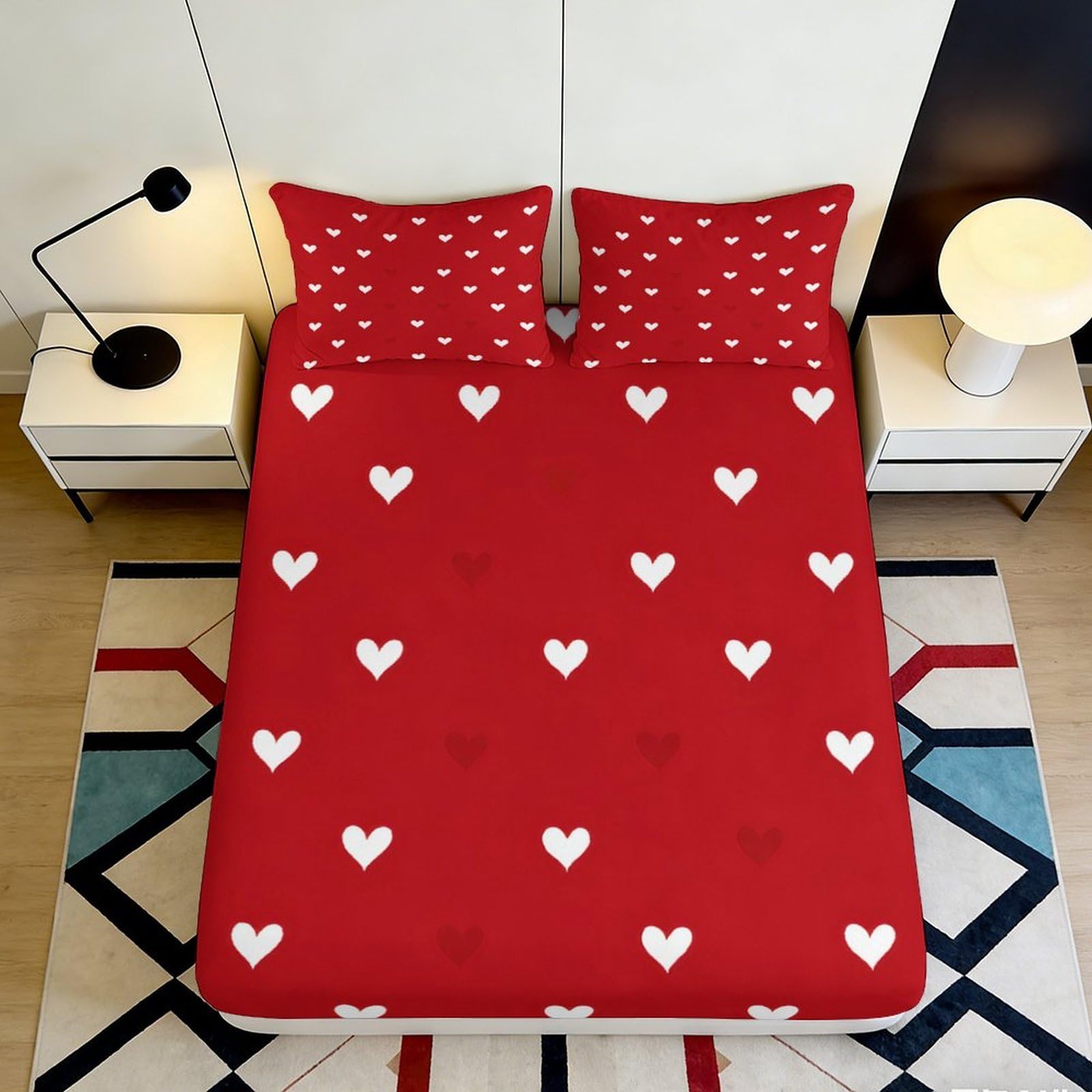 3D Printed Red Heart Pattern Fitted Sheet Microfiber Soft Breathable White Hearts Mattress Cover for Bedroom Dormitory Guest Room Mattress Protection Decor 140x200x25cm