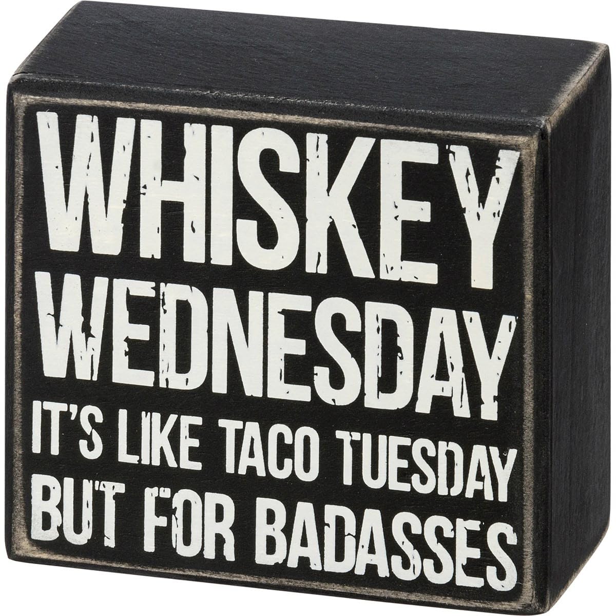 Panneau de boîte Whiskey Wednesday pour habiller un mur vide avec style