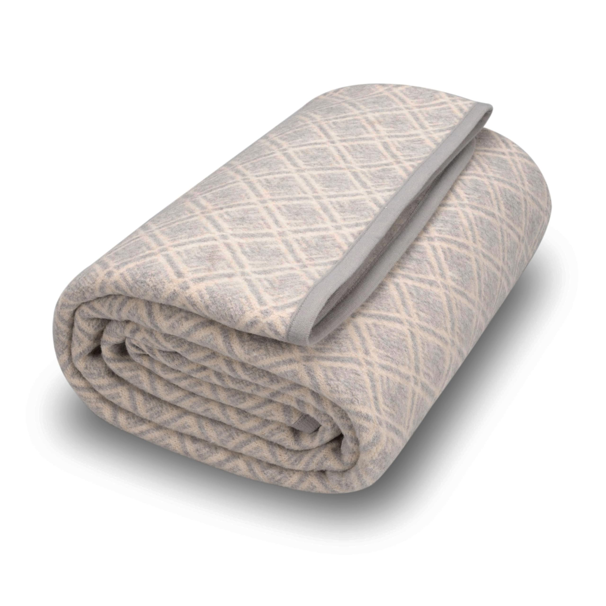 ACUSHLA Large Merino Wool Blanket for Sofa and Bed - Single, Double, Cozy, Soft and Warm - Ideal for Picnic and Camping - 160 x 200 cm