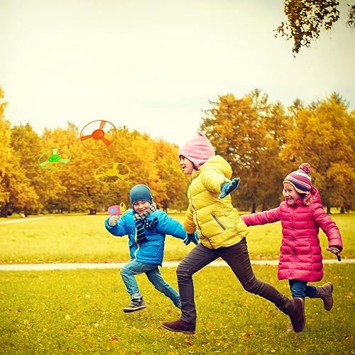 Miniatura 5 de Berry President Juguete de platillo volador, juego de lanzamiento de disco volador con luz de flash giratoria, juguete giratorio para interiores y