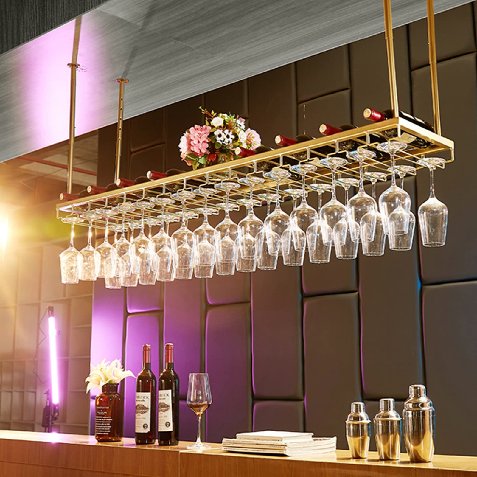 Casier à vin de plafond en métal haut de gamme avec porte-verres élégant 120cm