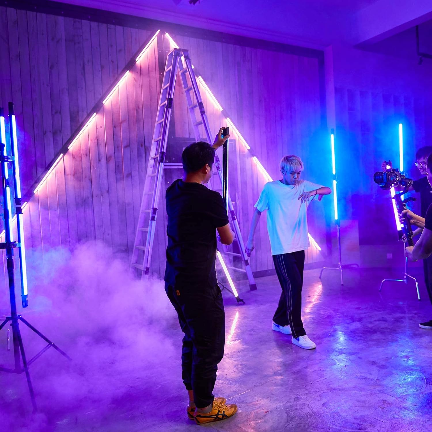 Godox TL60 RGB Tube Light, Full Color RGB LED Video Light, 2700K-6500K Rechargeable Dimmable LED Light Stick, CRI 96+, TLCI 98+ with Built-in 2600mAh Battery and APP DMX Control