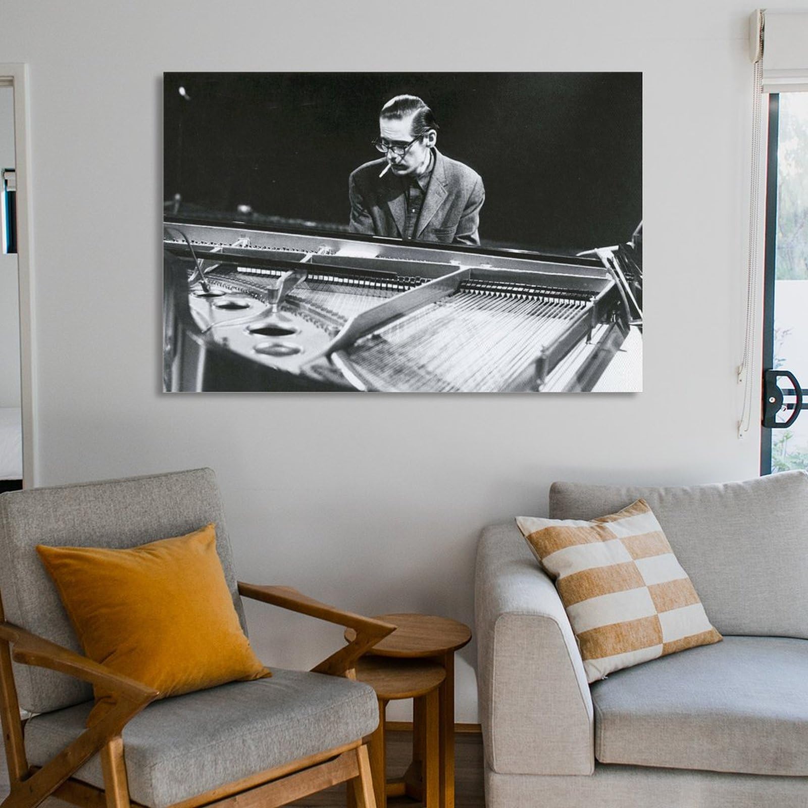 Amazon.co.jp: Bill Evansタバコをくわえ、ピアノを弾くビル