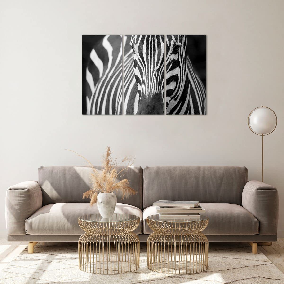 Ours En Peluche Mignon Dans Le Dessin Animé De Capot Sur Le Vecteur De Fond Blanc | Vecteur Premium