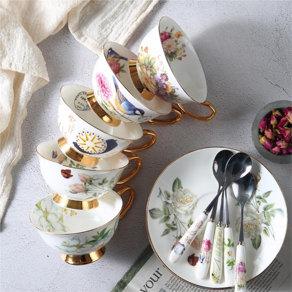 Herbata herbaty, Filiżanka i spodek do kawy z porcelany kostnej(B)