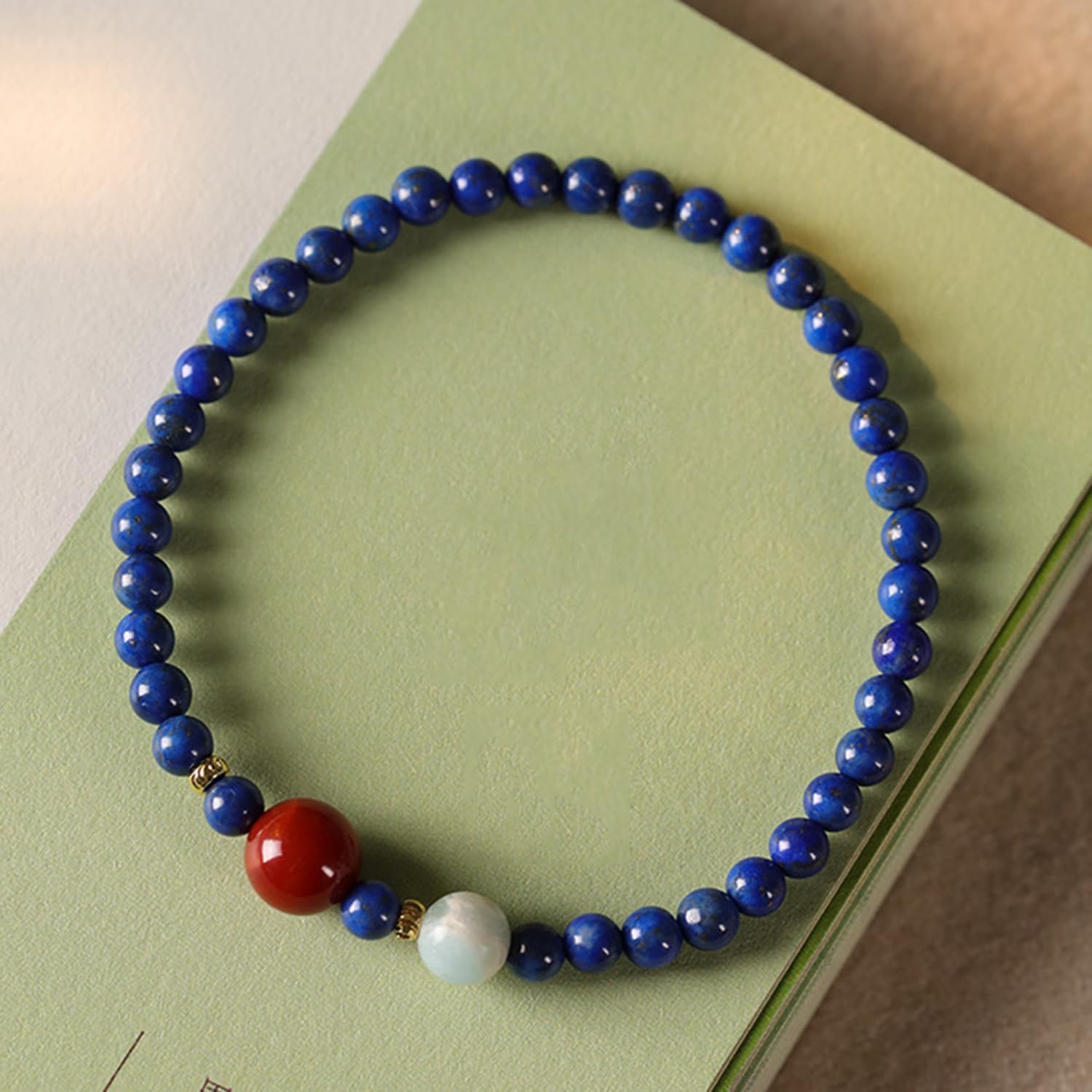 ZXQUEGF Natürlicher Lapislazuli-Armreif für Frauen, Transferperlen-Geschenk, Shoushan-Stein, Nanhong-Achat-Perlen-elastisches Armband