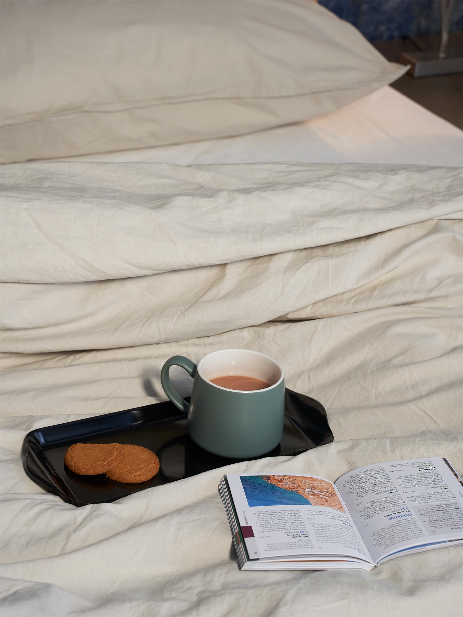 Corby Ascot Hotel Mug Tray in Black