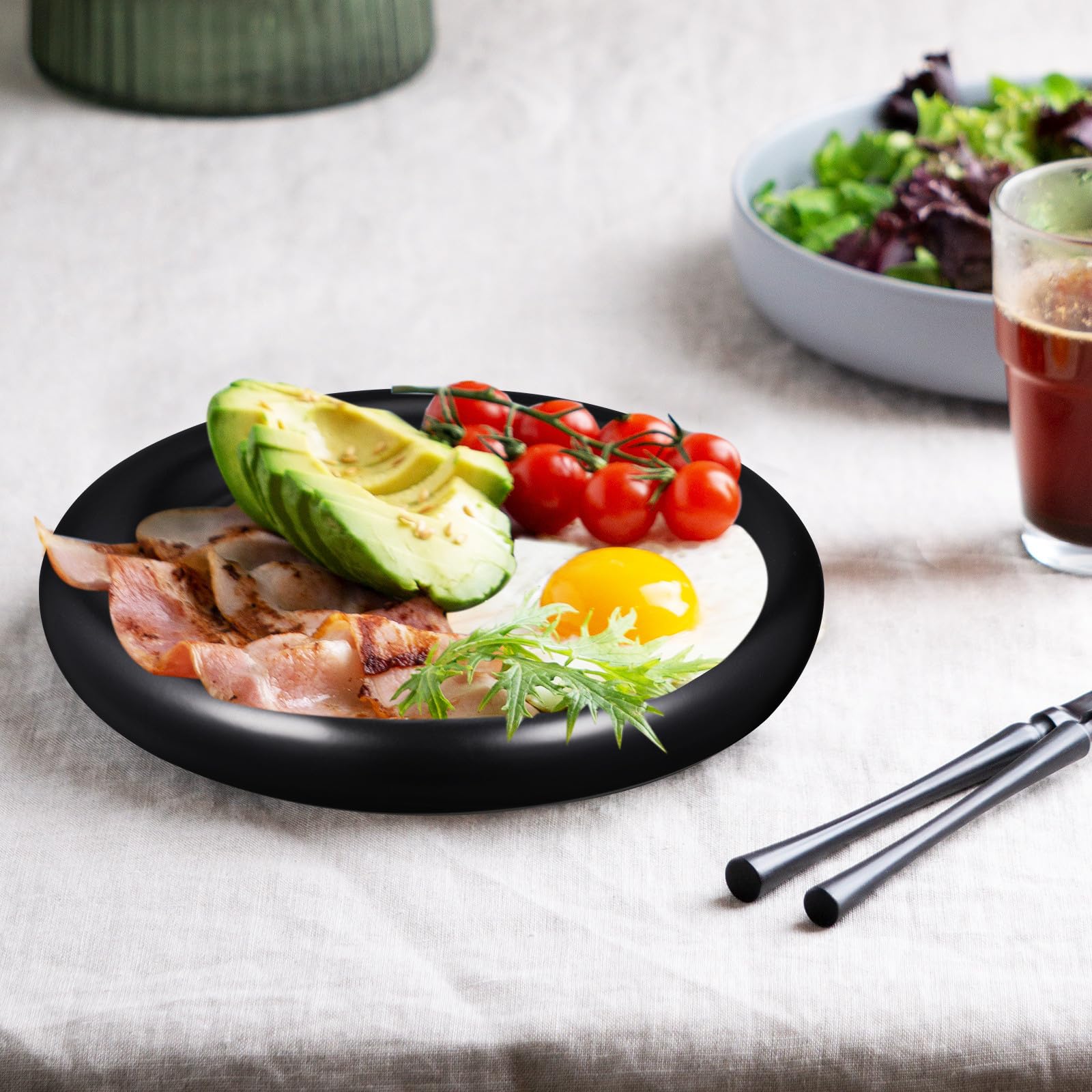 HEMOTON Piatto da Insalata Multiuso e Facile da Pulire Nero Bordo Rialzato in Ceramica per Pranzi Eleganti e Riunioni in Famiglia