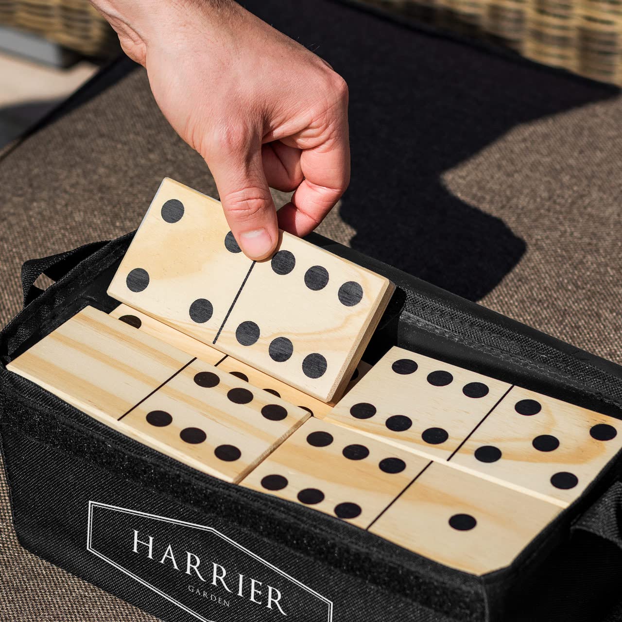 Harrier Collection de Dominos Géants Jeu de Jardin pour Enfants et Adultes Sac de Transport Inclus