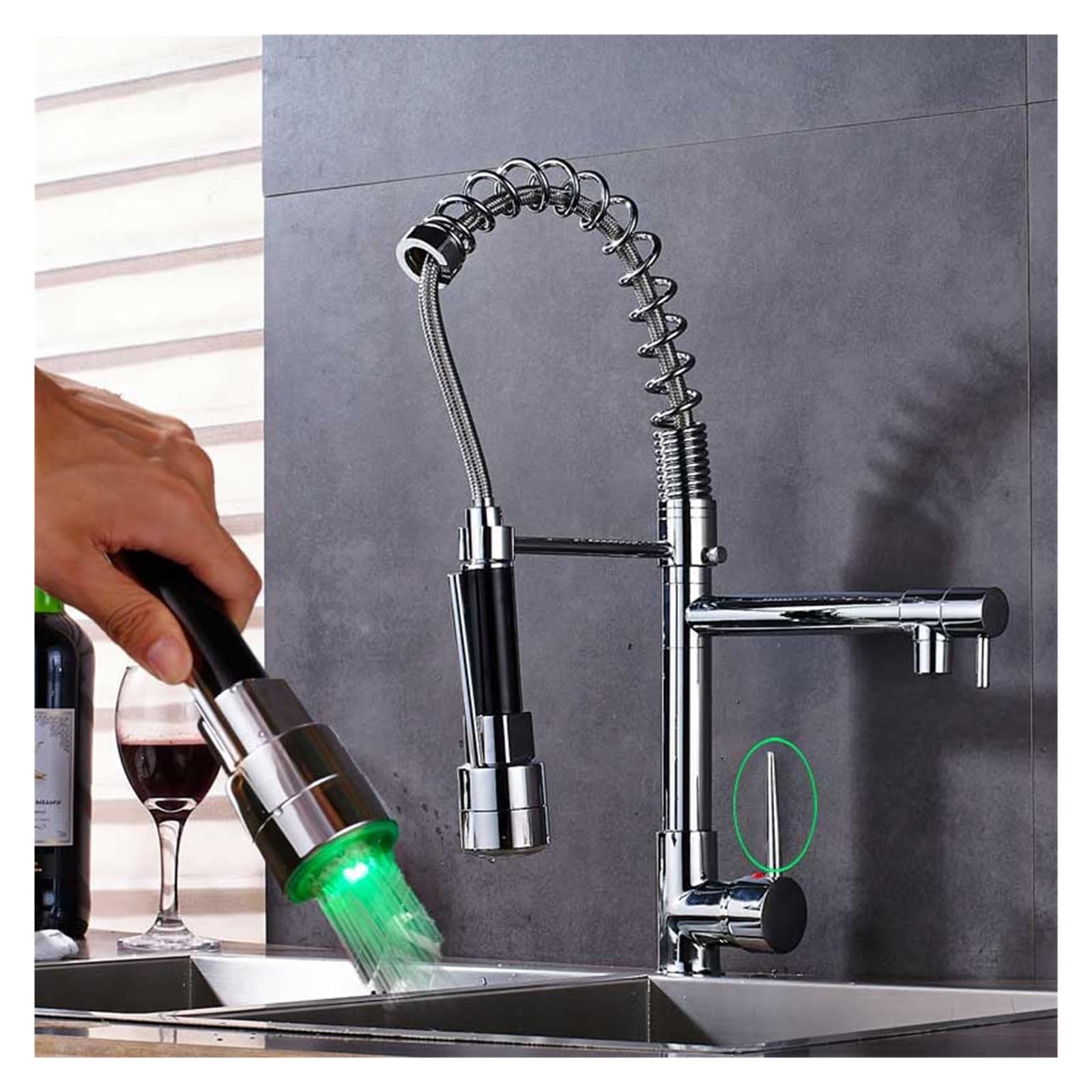 Robinet LED cuisine chrome avec bec pivotant et douchette extractible