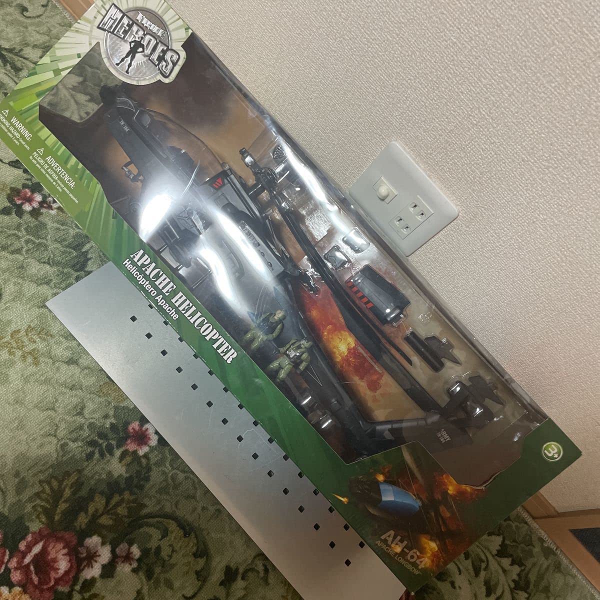 Amazon.co.jp: トイザらス限定トゥルーヒーローズAH-64Dアパッチ