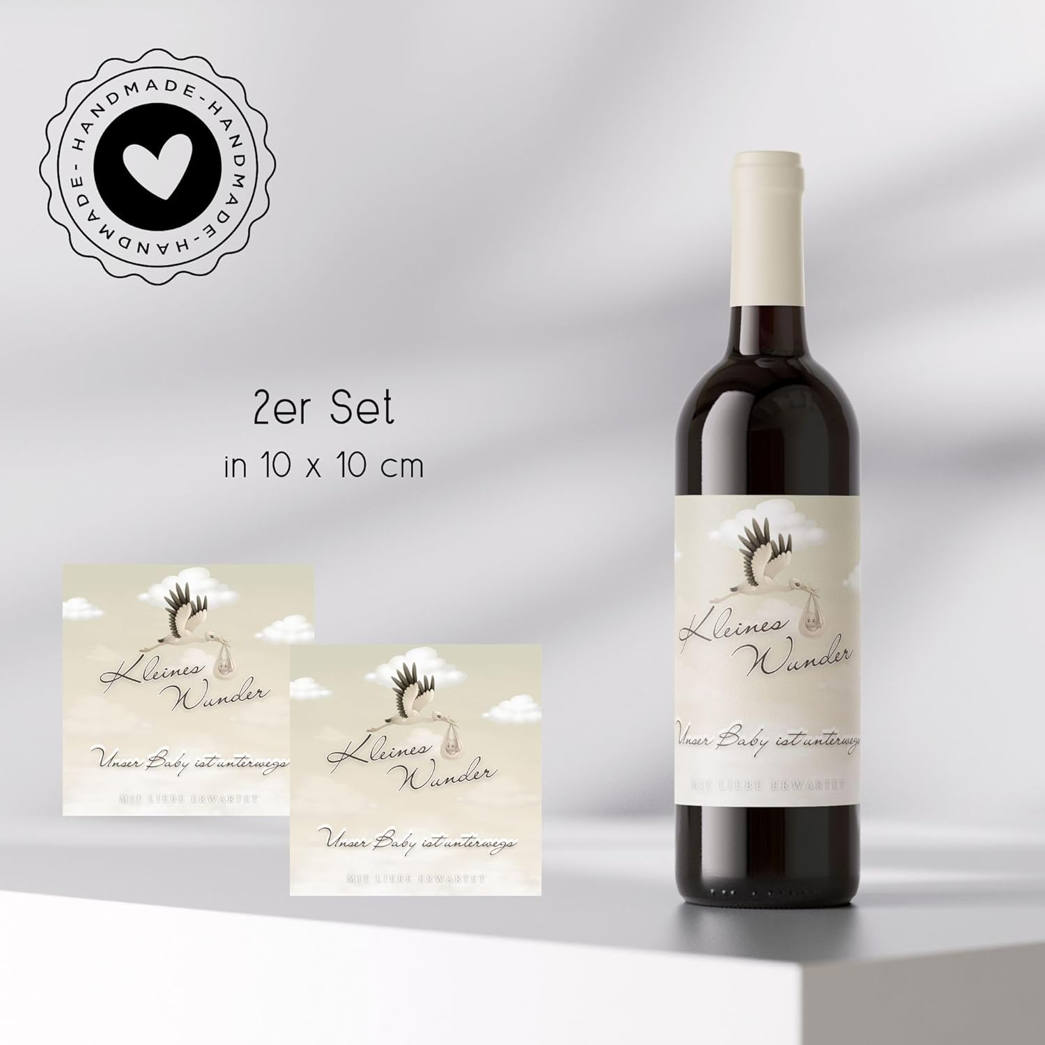 MilaBoo® Set of 2 Wine Labels, Pregnancy Announcement, Gift for Expecting Grandparents, Labels for Wine Bottle, Baby Reveal Grandma & Grandpa (Little Wonder - 10.5 x 10.5 cm)