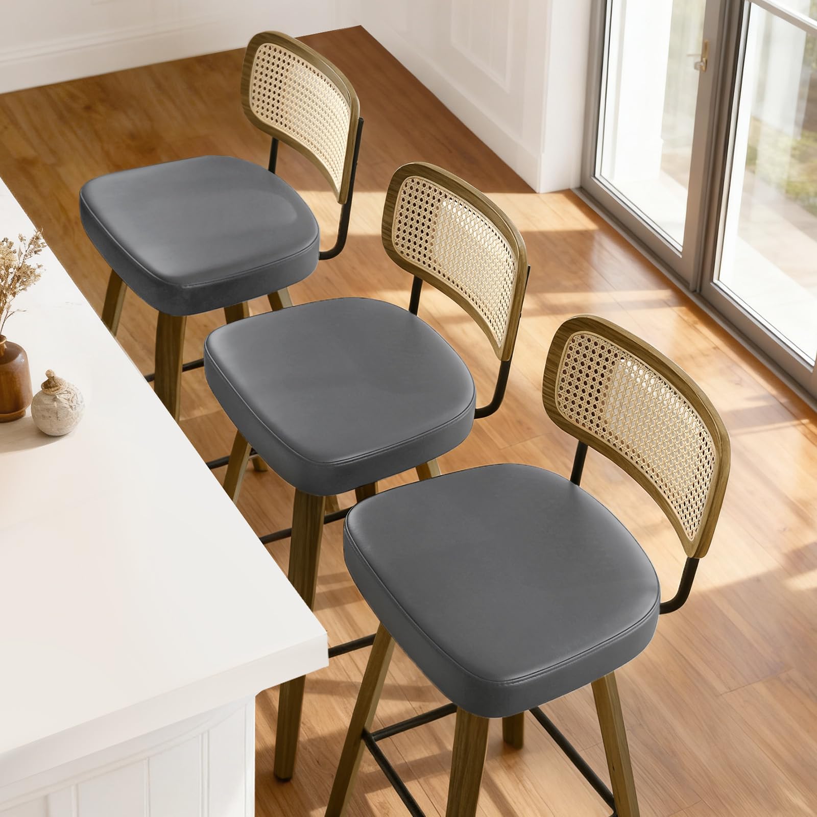 Bekrvio Barhocker 2er Set 74 cm Sitzhöhe, Barhocker Rattan mit Lehne, 360° drehbar, extra Dicker Sitz (7,1 cm), Barstuhl Holz mit 4 Beinen, für hohe Kücheninsel & Theke (101–109 cm) Grau