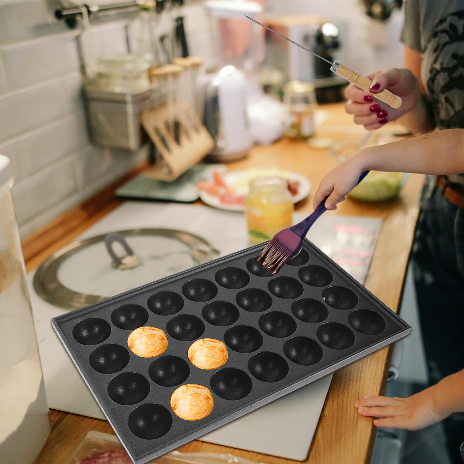 Teglia per Takoyaki in Ferro Antiaderente 28 Fori Set da 3 Pezzi Ago per Pesce e Polpo, Piastra per Pancake e Lumache, Accessorio Cucina per Cottura Domestica Facile da Pulire