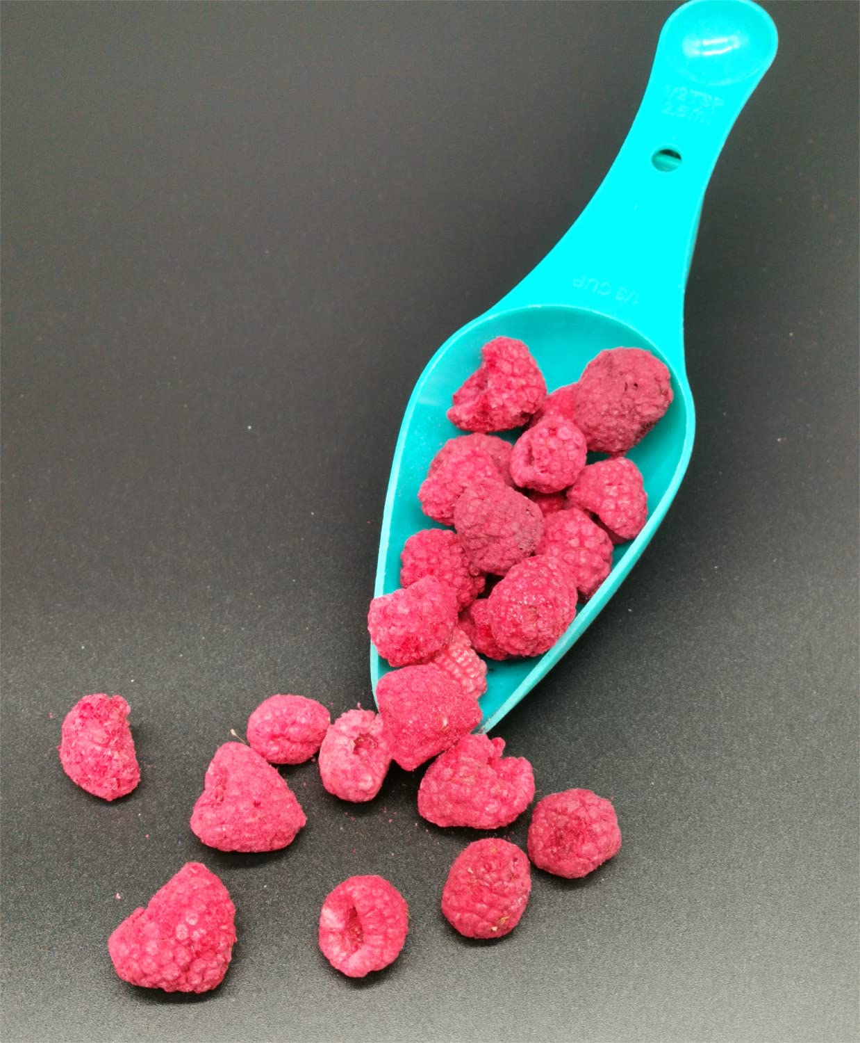 Müsli Mühle Bio Himbeeren gefriergetrocknet – ganze Frucht/Bruch – 500g | Für Müsli, Joghurt, Topping & als Snack – getrocknete Früchte – ballaststoffreich & ohne Zuckerzusatz – Trockenobst