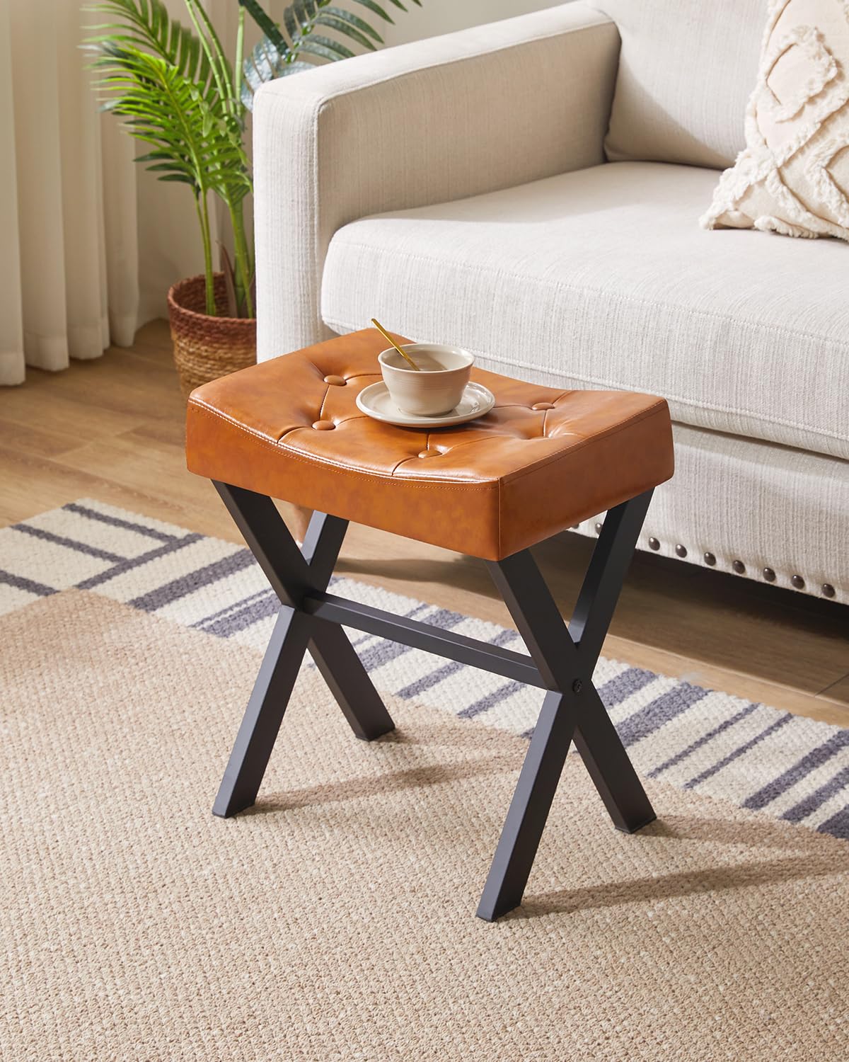 IBUYKE PU Sgabello Vanity a Forma di U con X-Leg, Poggiapiedi Ottomano Quadrato, Multi-Use Come Piccolo Tavolino per Camera da Letto, Marrone Chiaro WBD019J