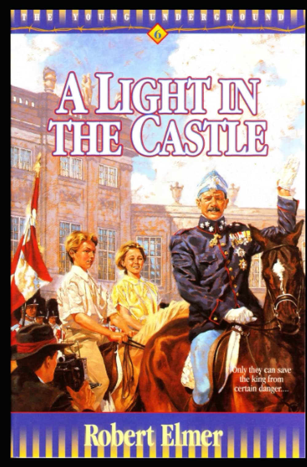 A Light in the Castle (Young Underground, Band 6)