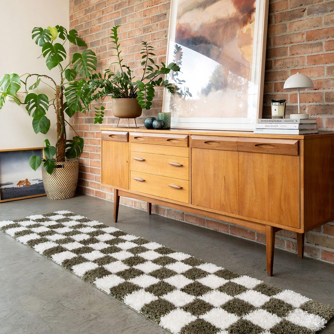 Green Retro Checker Rug Soft Plush Pile High Density Comfort Stain Resistant Carpet Bedroom Lounge Living Room Mat Cozy Mid-Century Boho Interior Style Rugs 80cm x 300cm (2ft 7" x 9ft 10")