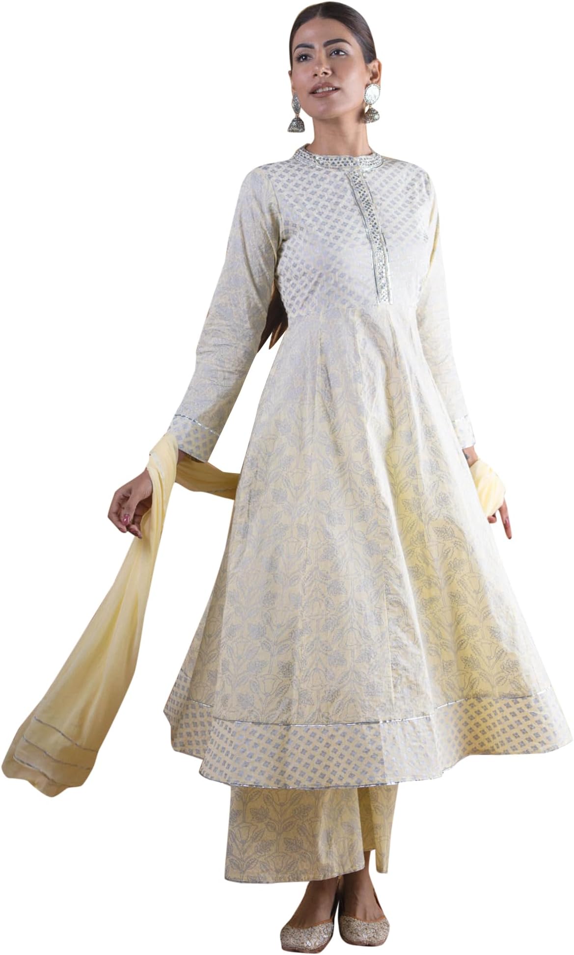 Libas Women Silk Blend Kurta Set