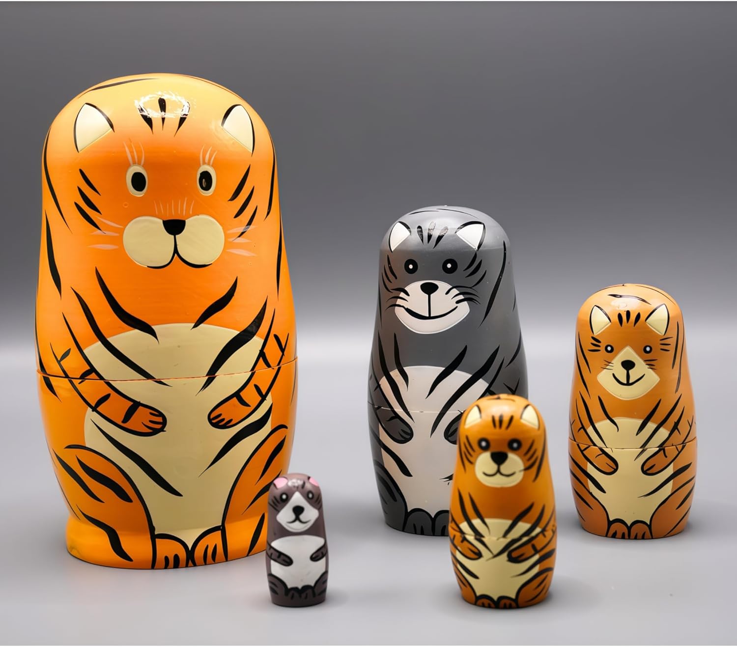 UNIORNA Handcarved Handrawn Cartoon Animal-Shaped Russian Nesting Dolls Matryoshka Dolls Adorable Cute Novel Gift Present for Adult Lover Family Friends Set of 5 (Cat)