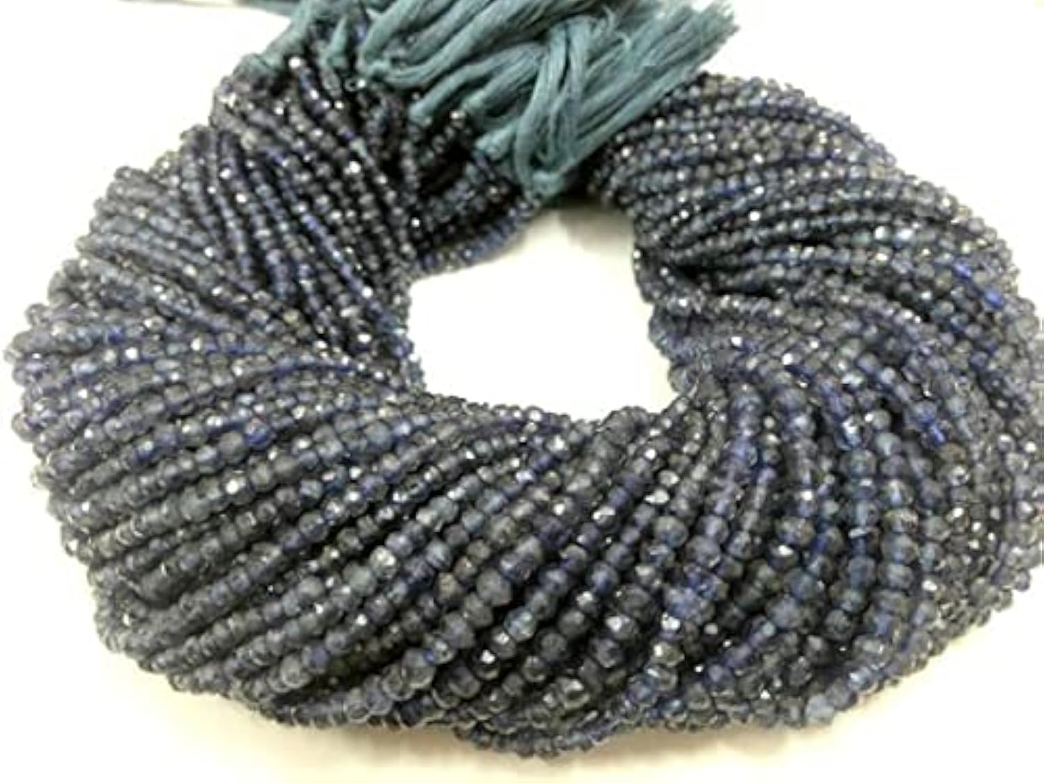 Iolite rondelle pour remplacer les imitations plastiques par de vraies pierres naturelles