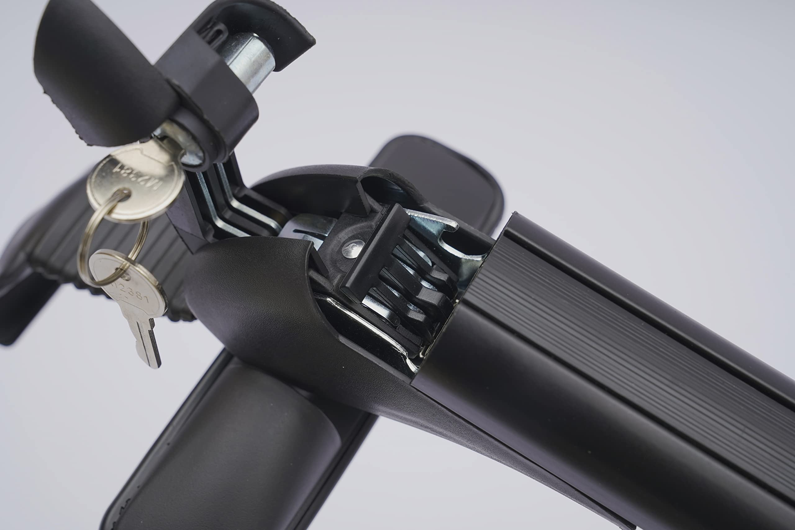 Car Roof Rack, Cross Bar Luggage Carrier Rack 2PCS Lockable Anti-Theft 43.3-44.88" Car Top Rack Universal Black