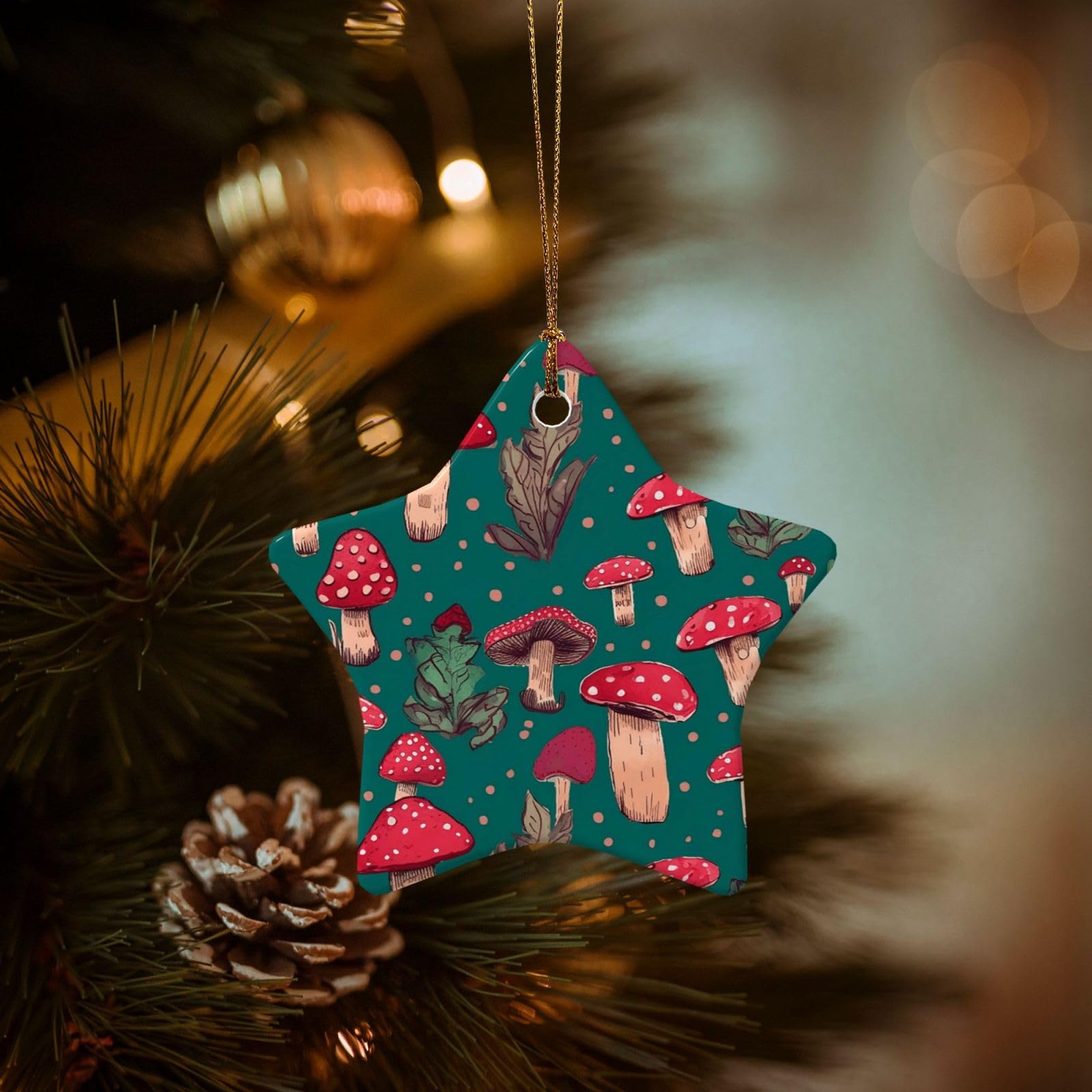 Christmas Tree Ornaments Ceramics Christmas Decorations Red Mushrooms Ornaments with Gold Ribbon Porcelain Xmas Tree Crafts Star Shape Hanging Pendant for Christmas Tree Party Decor