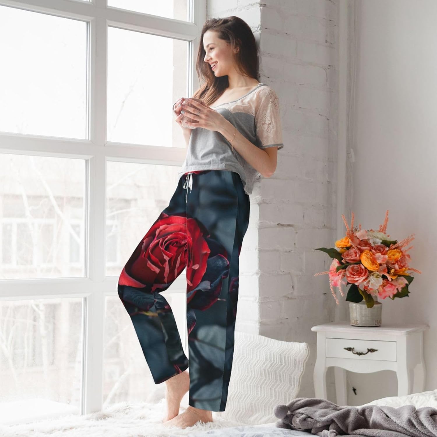 Red And Black Rose Print Cozy Christmas Pajama Pants,Flannel Pajama Bottoms,Cater To Various Body Types