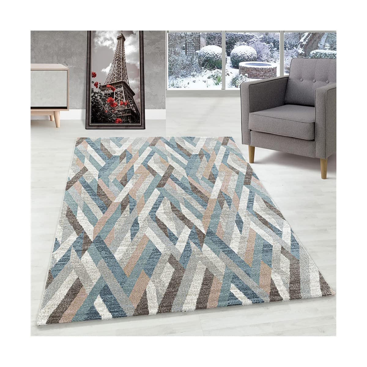 Tapis moderne à poils courts idéal pour réchauffer l'ambiance du salon moderne