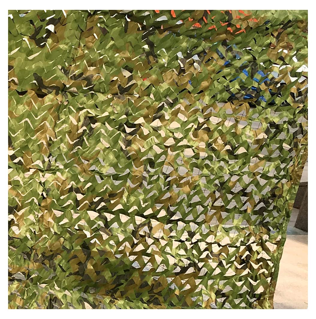 Filet de camouflage contre la chaleur du soleil sur la terrasse