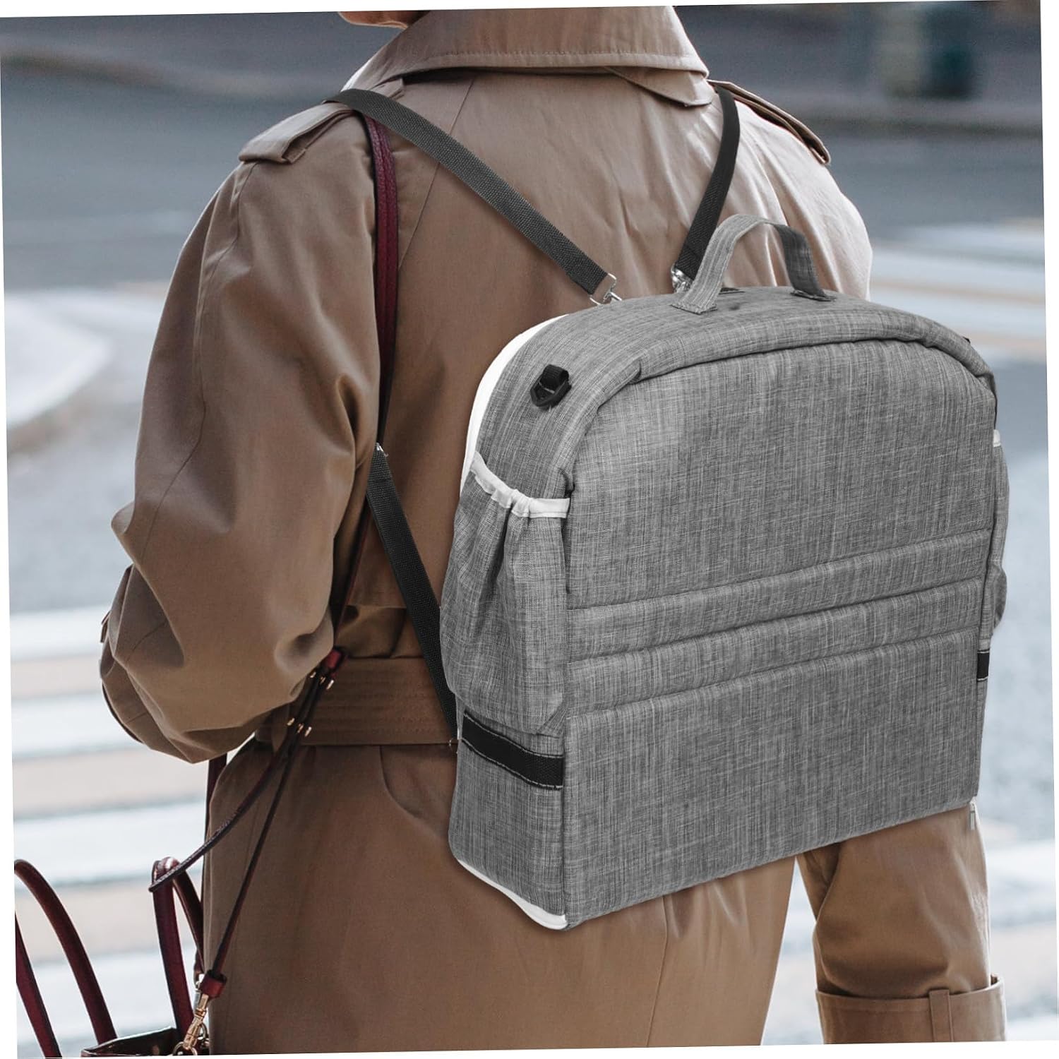 Portable Foldable Bassinet with Bed Design Double Shoulder Straps Backpack Style for Travel Multifunctional Cot Space-Saving Sleeping